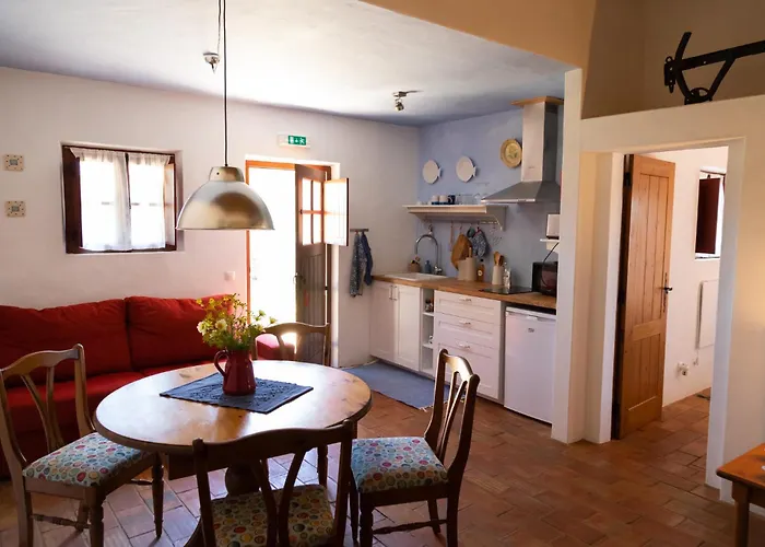 Casas Na Vinha - Monte Da Casteleja, Wine Estate - Eco Turismo Rural